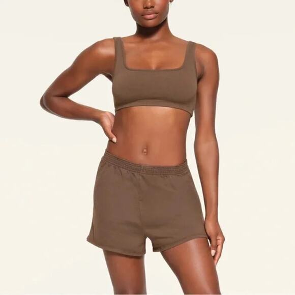 SKIMS Outdoor Drapey Sofi Shorts Pull On Classic Boxer Cocoa Brown NWT Size 4X - Picture 3 of 11